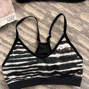 Nike Zebra Stripe Sports Bra in Black and White